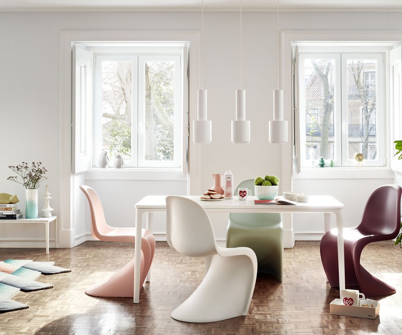 4249496_Panton-Chair-Plate-Dining-Table-Resting-Bird-Toolbox-Tripod-Clock-Herringbone-Vessels-Plate-Table-Coffee-Mug_preview-800x667