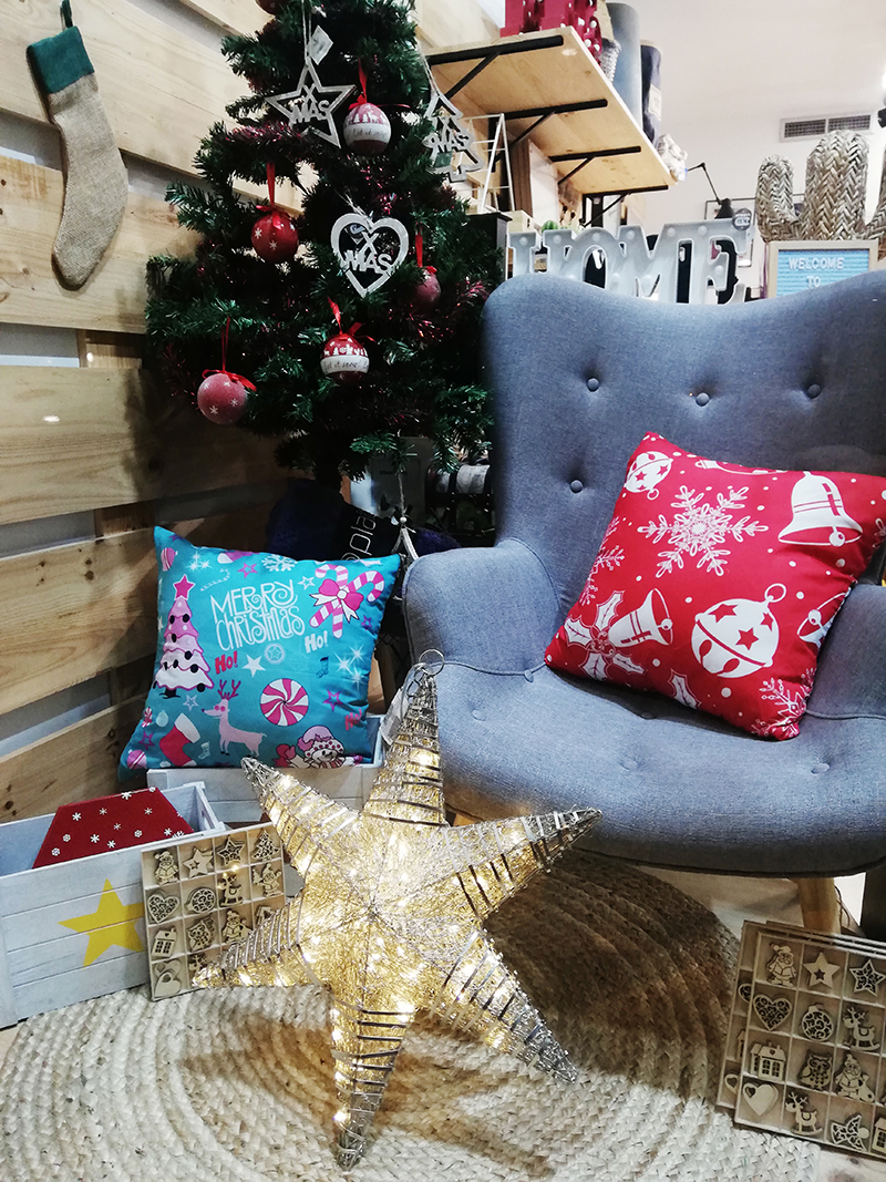 Estrella decorativa colgante o sobremesa con luz