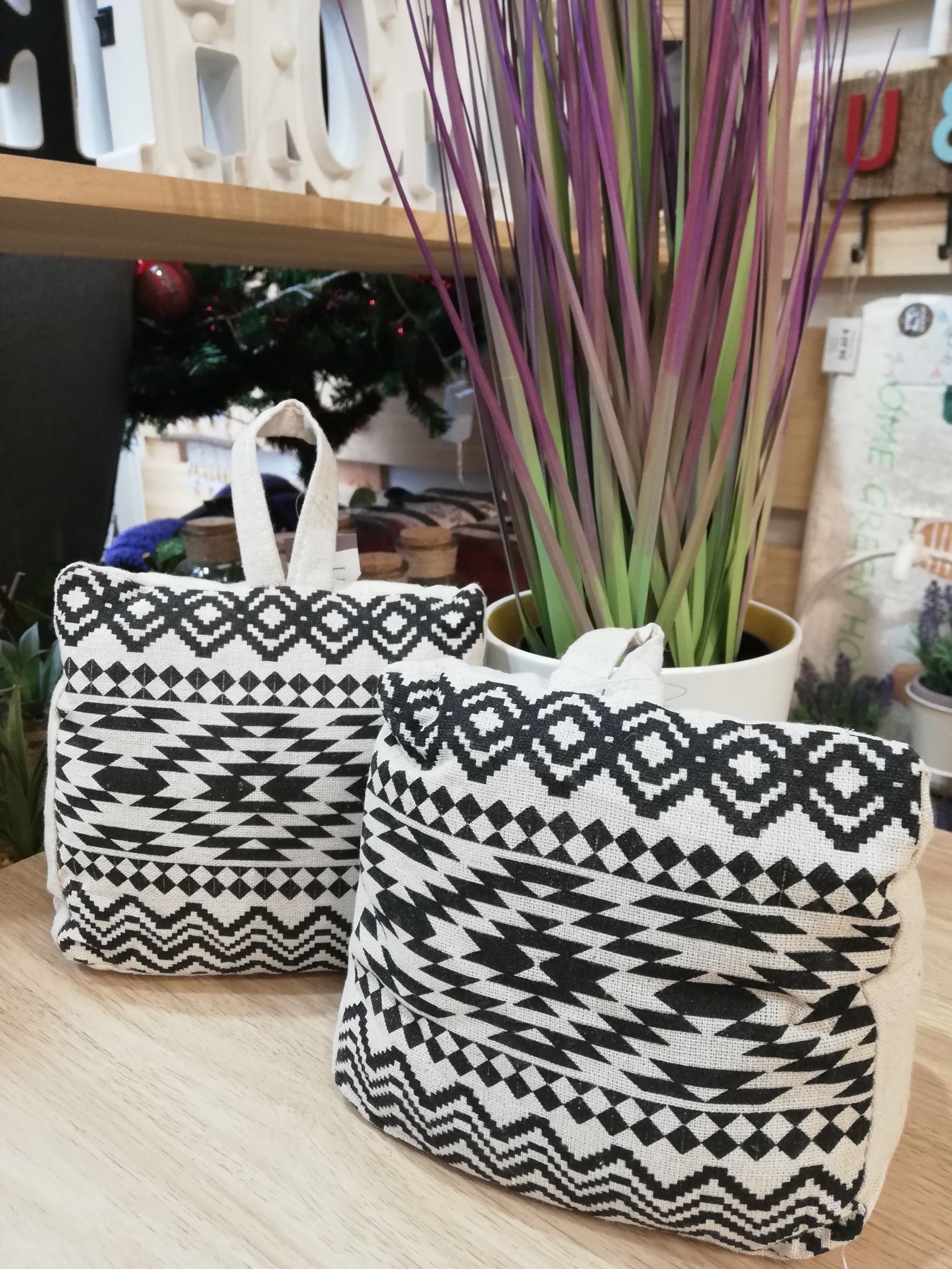 sujeta puertas Sillatea