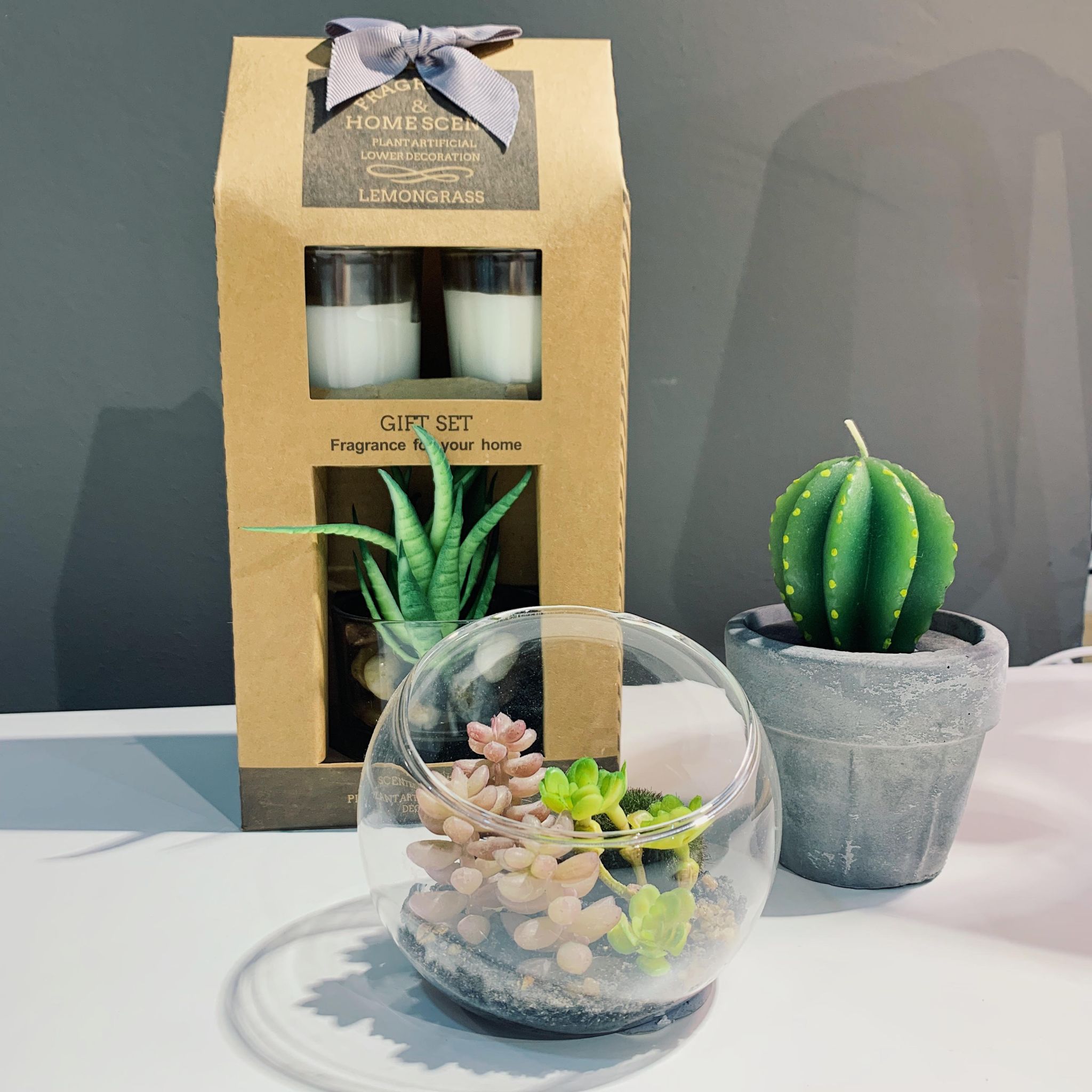 Sillatea con las plantas artificiales