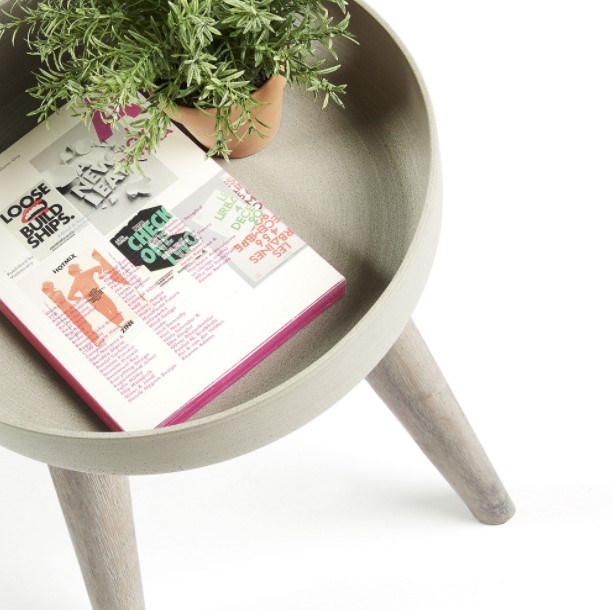 Macetero SABADELL H43 - madera de Acacia Blanco - cemento Gris