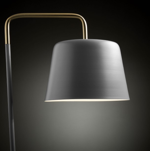 Lámpara de pie YACOM - metal Gris