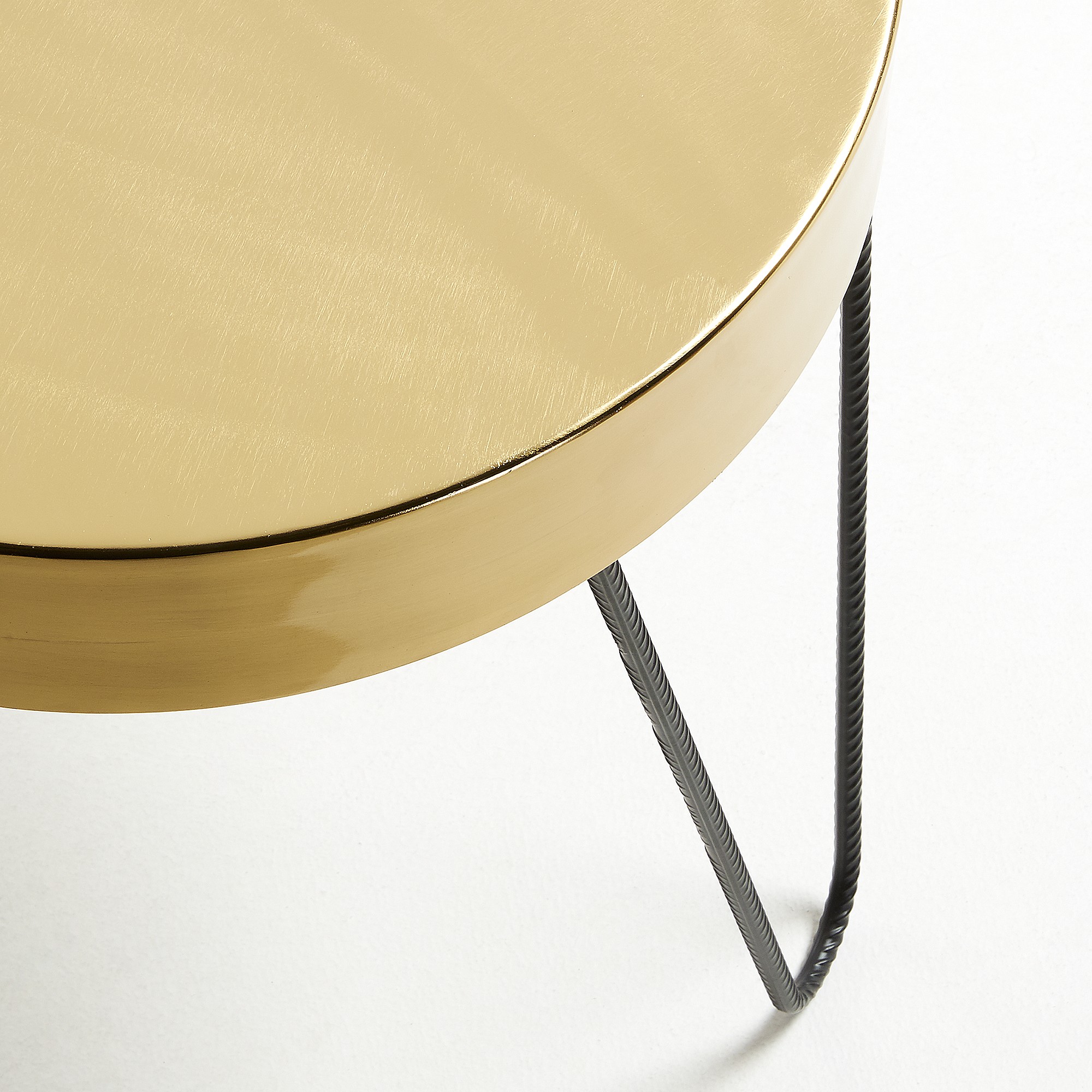 Mesa auxiliar RUSSELL - metal Dorado y Negro