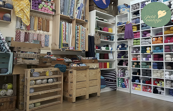 Petit Cor Vintage en Barcelona