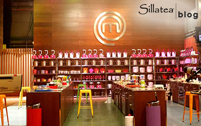 taburetes-altos-tolix-en-las-cocinas-de-masterchef